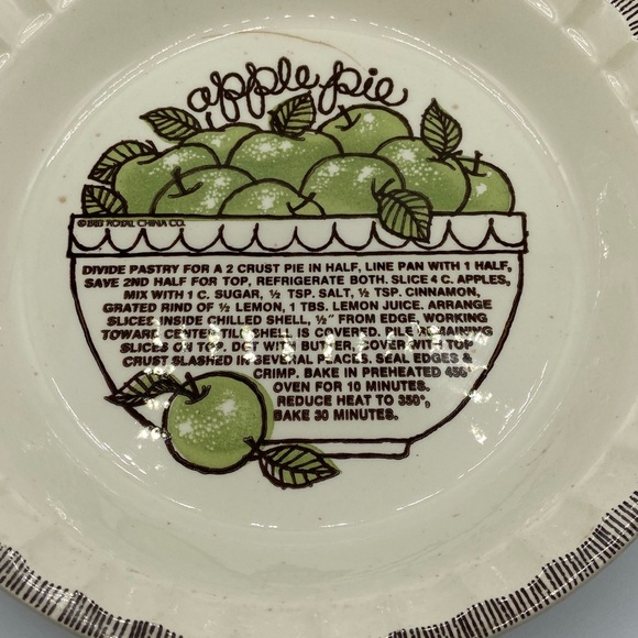 Vintage Royal China Country Harvest 11" Pie Dish - Picture 2 of 8